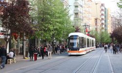 Eskişehir Büyükşehir duyurdu: Tramvay seferlerine hafta sonu düzenlemesi
