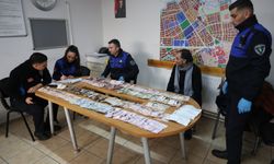 Eskişehir'de dilencinin üzerinden 30 bin TL çıktı!