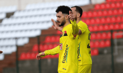 Yeniler gollü başladı