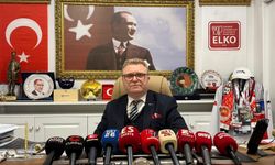 Bahar Bilen: “Murat Arnik asılsız unvanlarla esnafı yanılttı”