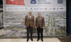 “Sanayicimiz hem üretiyor hem sorumluluk alıyor”