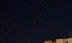 Eskişehir semalarında sıralı halde Starlink uydusu görüldü