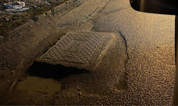 Eskişehir'de bozuk asfalt sürücüye pahalıya patladı