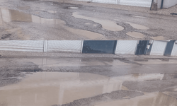 Eskişehir'de bozulan yollar vatandaşın cebini yakıyor