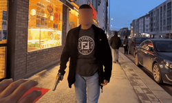 Eskişehir'de korku dolu anlar: Fotoğrafını çekmek istediği şahıs sokak ortasında silah çekti