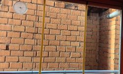 Eskişehir'de bina sakinleri tepkili: "Yangın çıksa müdahale edilemeyecek, can güvenliğimiz tehlikede"