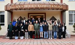 Eskişehir'de öğrenciler Mehmetçikle bir gün geçirdi