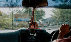 Araç içinde 'telefon tutucu ve koku' yasaklandı mı? Açıklama geldi