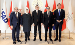 AK Parti Eskişehir heyeti Bakan Çiftçi ile bir araya geldi