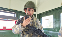 Eskişehir'de nöbetteki Mehmetçik'e bayram sürprizi