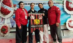 Eskişehirli minik sporcular, Türkiye Karate Şampiyonası’nda dereceye girdi