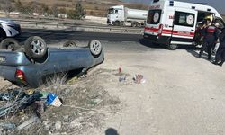 Eskişehir'de bir kaza daha! Otomobil takla attı, 2 yaralı