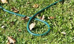 Eskişehir'de sulama hortumu hayatını kararttı: Ameliyat geçirdi, işini yapamaz oldu!