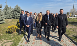 Vali Erdinç Yılmaz Seyitgazi'de incelemelerde bulundu