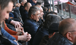 Vali Yılmaz Eskişehirspor’un galibiyet coşkusuna ortak oldu