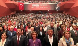 Eskişehir'de 8 Mart Kadınlar Buluşması gerçekleştirildi: "Her kadın onurlu bir yaşamı hak ediyor"