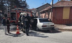 Eskişehir'de yanan otomobil küle döndü