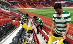 Bursaspor taraftarından, Eskişehirspor taraftarına teşekkür ve hassasiyet mesajı