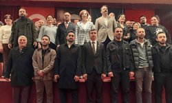 CHP Eskişehir’de yeni üyelere rozet taktı: “İktidar olmaya çok yakınız”