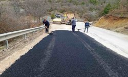 Eskişehir Büyükşehir 12 ilçede yol çalışmalarına devam ediyor