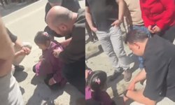 Eskişehir'de motosiklet, bisiklet süren anne ve kıza çarptı