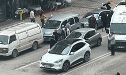 Eskişehir'de 2 otomobil çarpıştı, trafik tıkandı