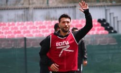 Eskişehir'de oynanan maçta yürekler ağza geldi: Genç futbolcu bir anda yere yığıldı