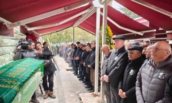 Üsküdar Belediye Başkanı Sinem Dedetaş'ın babası Eskişehir'de son yolculuğuna uğurlandı