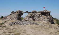 Eskişehir'de tam 700 yıl sonra ortaya çıktı! Karacahisar Kalesi'nde keşif