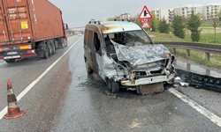 Eskişehir'de direksiyon başında fenalaştı: Feci kazada araç hurdaya döndü