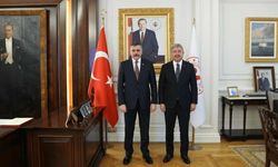 Vali Yılmaz Bakan Çiftçi ile bir araya geldi: Eskişehir'de yapılacak çalışmalar görüşüldü