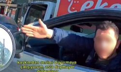 Eskişehir'de şerit kavgası: Motosiklet ve otomobil sürücüsü akan trafikte tartıştı