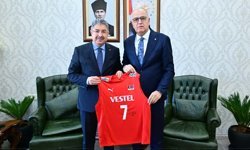 Vali Yılmaz, TVF Başkanı Üstündağ ile bir araya geldi