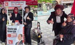 Yeniden Refah Partisi Eskişehir Kadın Kolları sahaya indi