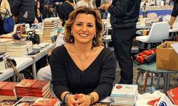 Aile ziyaretine giden yazar Ayten Öztürk’ü yeğeni öldürmüştü: Eskişehir'de imza gününe katılmış...