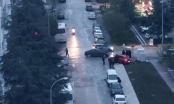 Eskişehir'de iki otomobil kafa kafaya çarpıştı: Sürücüler yaralandı