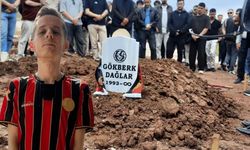 Eskişehirspor'un genç taraftarı son yolculuğuna uğurlandı