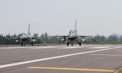 F-16'lar Eskişehir'den İzmir'e uçtu