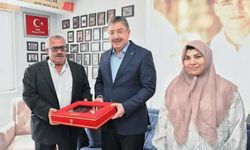 Vali Yılmaz'dan şehit ailesine bayram ziyareti