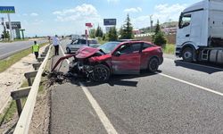 Ankara-Eskişehir karayolunda kaza: 3 araçtan biri şarampole uçtu