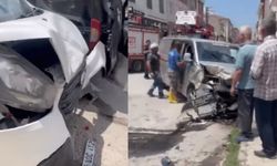 Eskişehir'de iki otomobil çarpıştı: Olay yerine ekipler sevk edildi