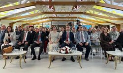 Eskişehir’de Sivil Katılım Zirvesi düzenlendi: “10 bin hemşehrimize ulaştık”