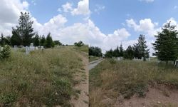 Eskişehir'deki mezarlık kaderine terk edildi