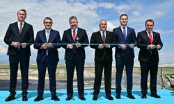 Dünyanın ilk yüzde 100 güneş enerjili mega havalimanı için imzayı Eskişehir attı