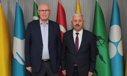 "Odunpazarı Belediyesi olarak her zaman esnafın yanındayız"