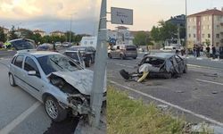 Otomobil takla attı: 17 yaşındaki genç hayatını kaybetti