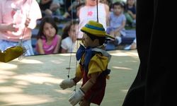 Eskişehir’de Pinokyo kukla tiyatrosu ilçelerde çocuklarla buluşuyor