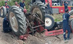 Eskişehir'de yaşlı adam ters dönen traktörün altında kaldı