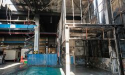 Eskişehir'de yanan fabrikada üretim faaliyetlerine ara verildi
