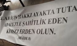 Eskişehir'deki mezuniyet töreninde açılan ayet pankartı indirildi